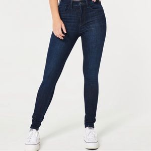 Hollister High Rise Ultra Skinny.